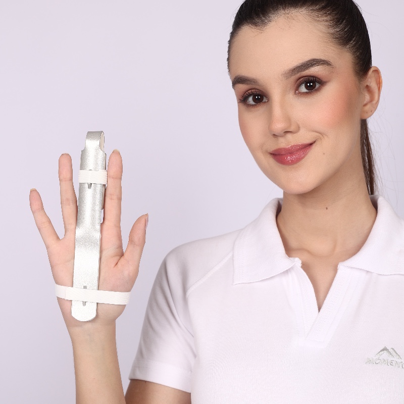 FINGER EXTENSION SPLINT